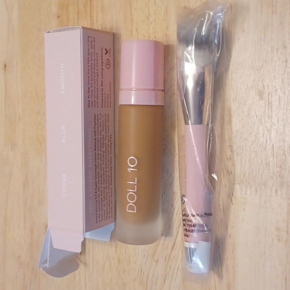 Doll 10 Other - DOLL 10 T.C.E. Make Up In DEEP W/DOLL 10 Liq FOUNDATION BRUSH(DISCOUNT SHIPPING)
